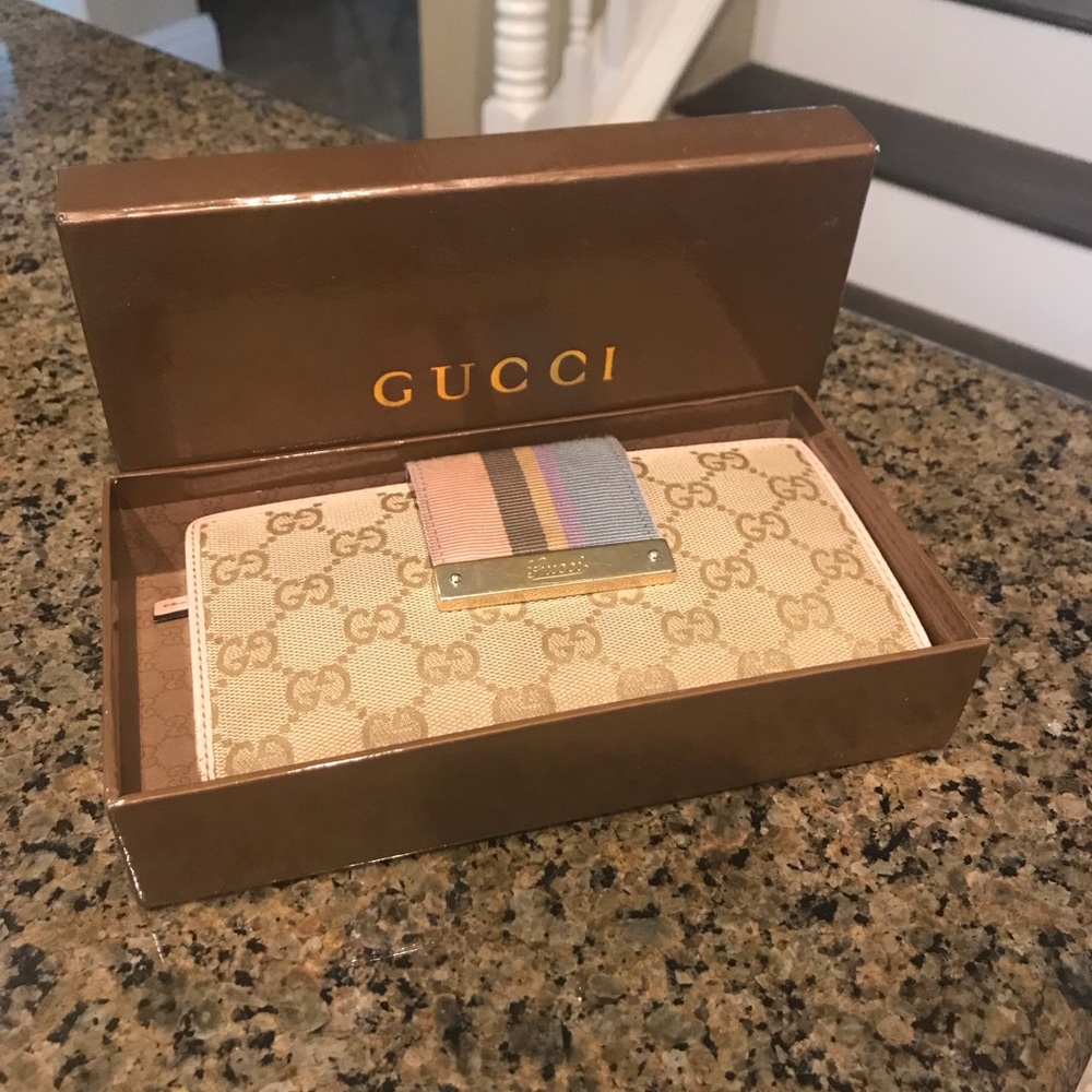 Gucci Wallet
